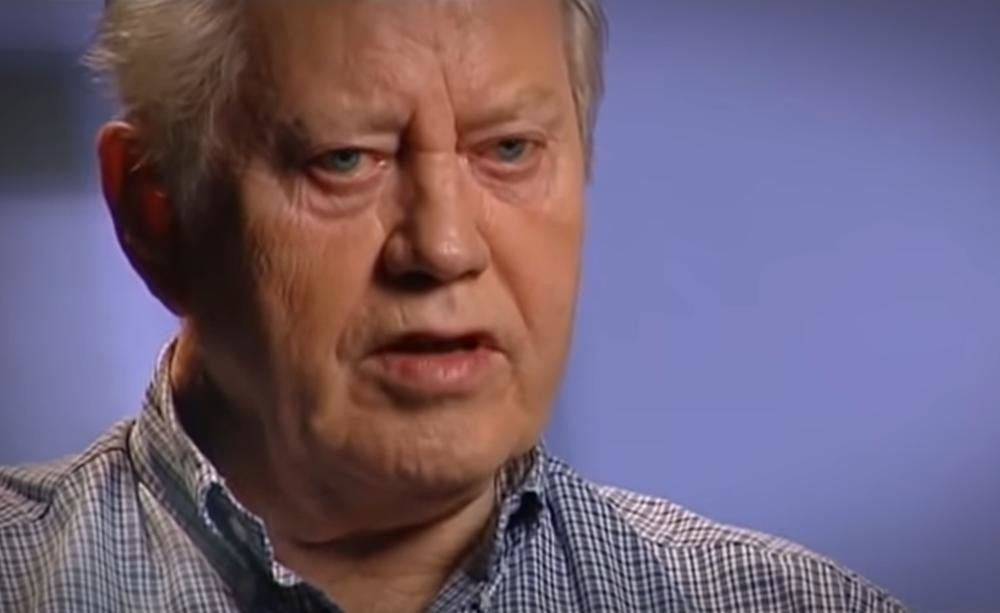 Poklonio je osam milijardi dolara, ima samo jedan par cipela (VIDEO)