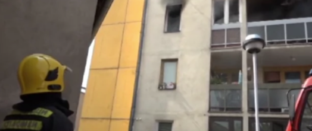 Gori stambena zgrada u Pirotu!