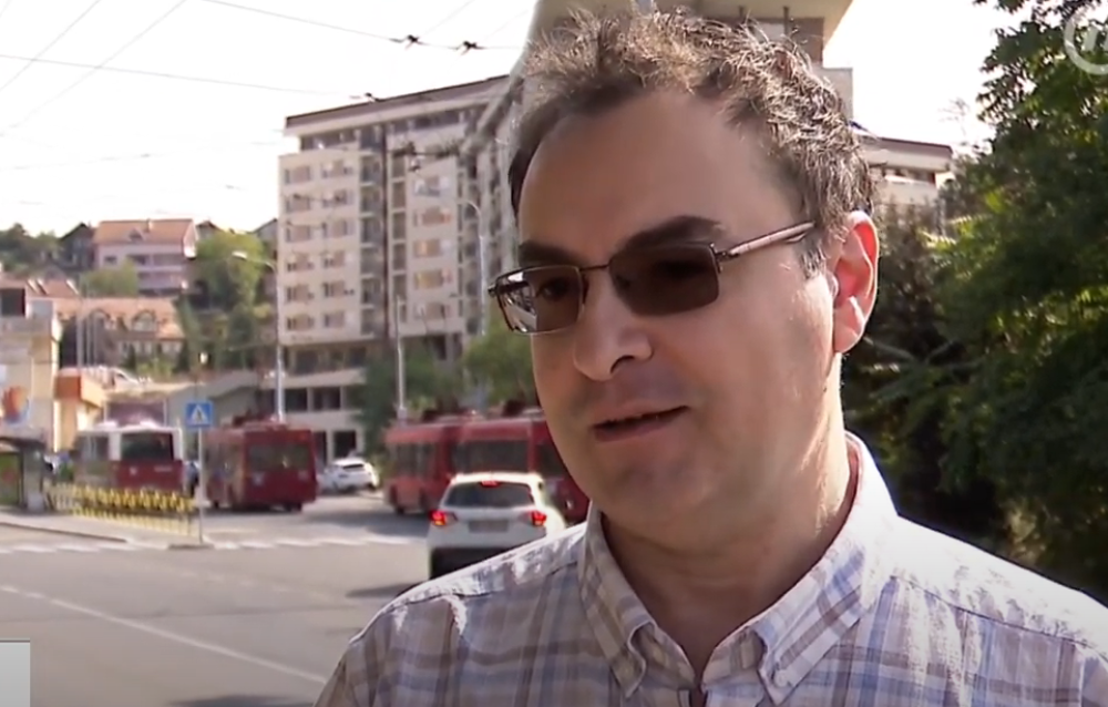 "Političari u službi kapitala i oni koji misle da su Bogom dani" (VIDEO)