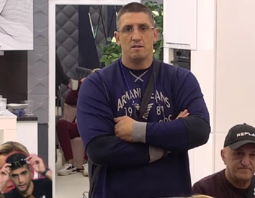 Kristijan pošteno izvatao Maju pred celom kućom: Janjuš na aparatima! (FOTO/VIDEO)