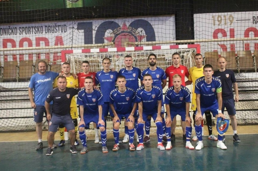 U kragujevačkom Klubu malog fudbala Ekonomac šestorica pozitivnih