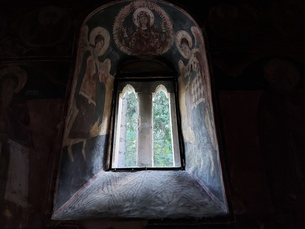 Protest zbog skravljenja grobnice u Crnoj Gori, saslušan Plamenac