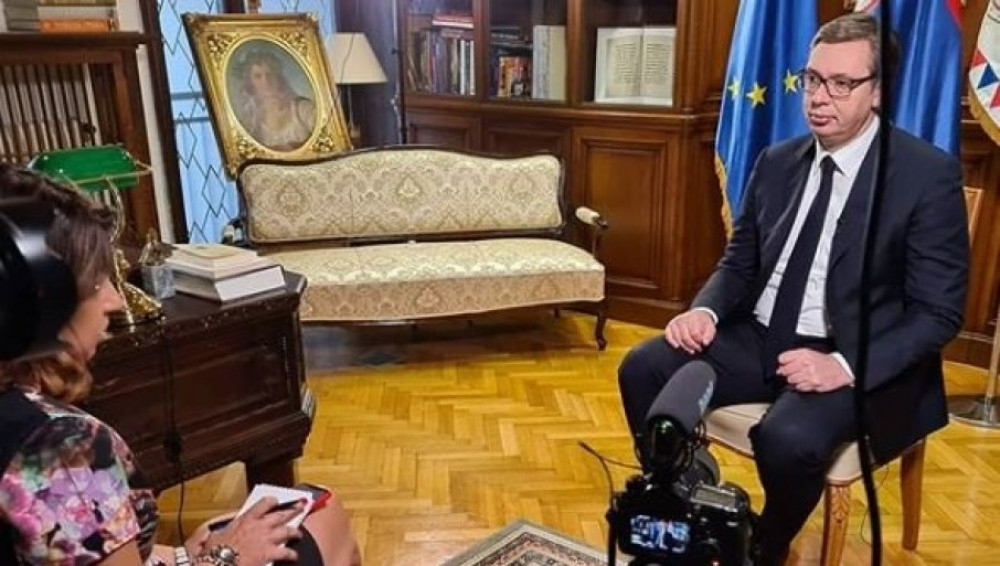 Predsednik Vučić razgovarao sa novinarkom Rojtersa, objavio sve informacije na Instagramu (FOTO)