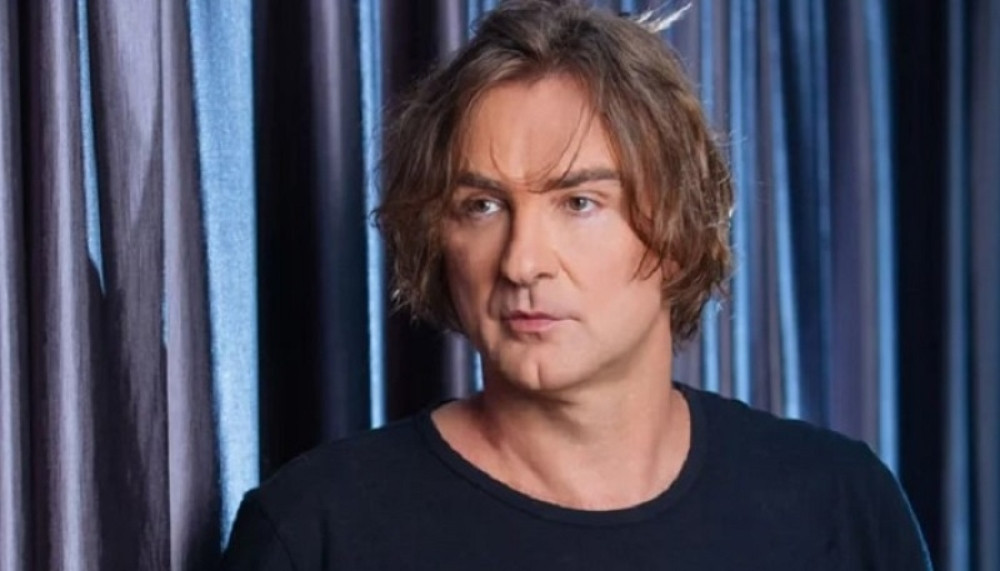 OVO je verenik ćerke Željka Mitrovića: Ima PRIVATNI AVION, skupocene automobile... (FOTO)