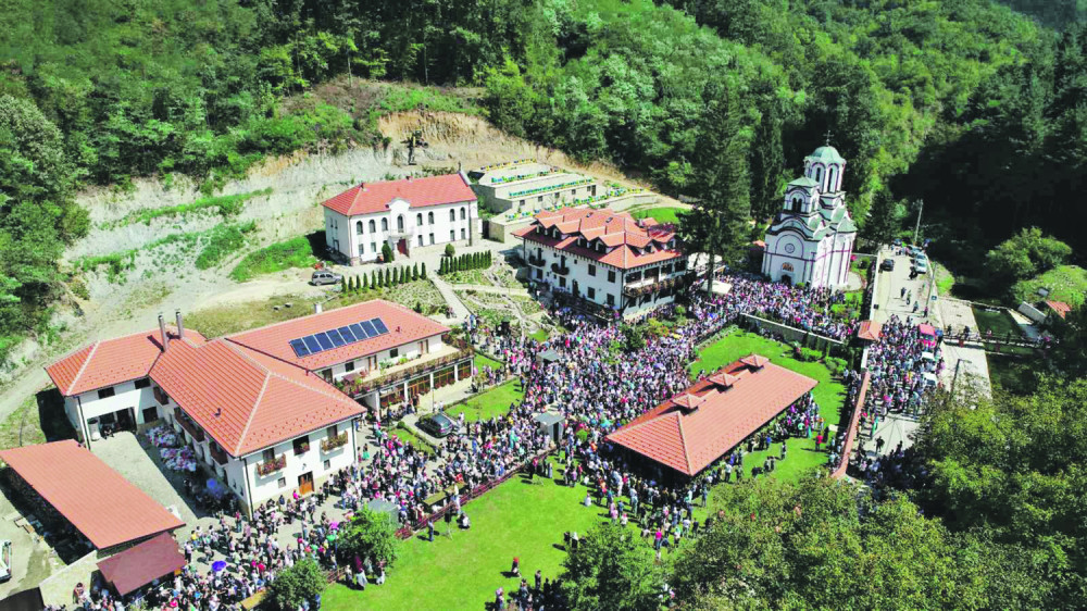 Još jednom potvrđena moć manastira Tumane! Ova priča će vas rasplakati i vratiti veru u čuda