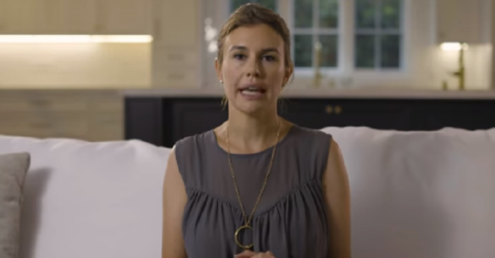 Očuh je zlostavljao sa šest godina: Majka i baba ćutale o zločinu ćerke muzičara! (VIDEO)