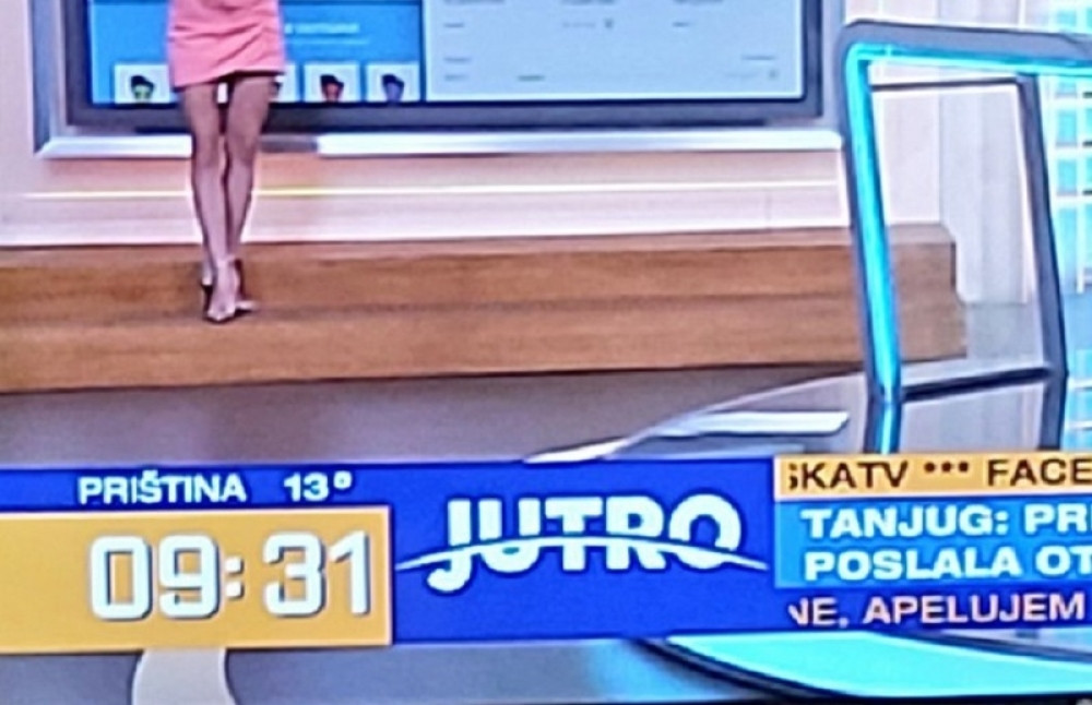 Cela Srbija gleda u noge mega zgodne voditeljke vremenske prognoze! (FOTO)