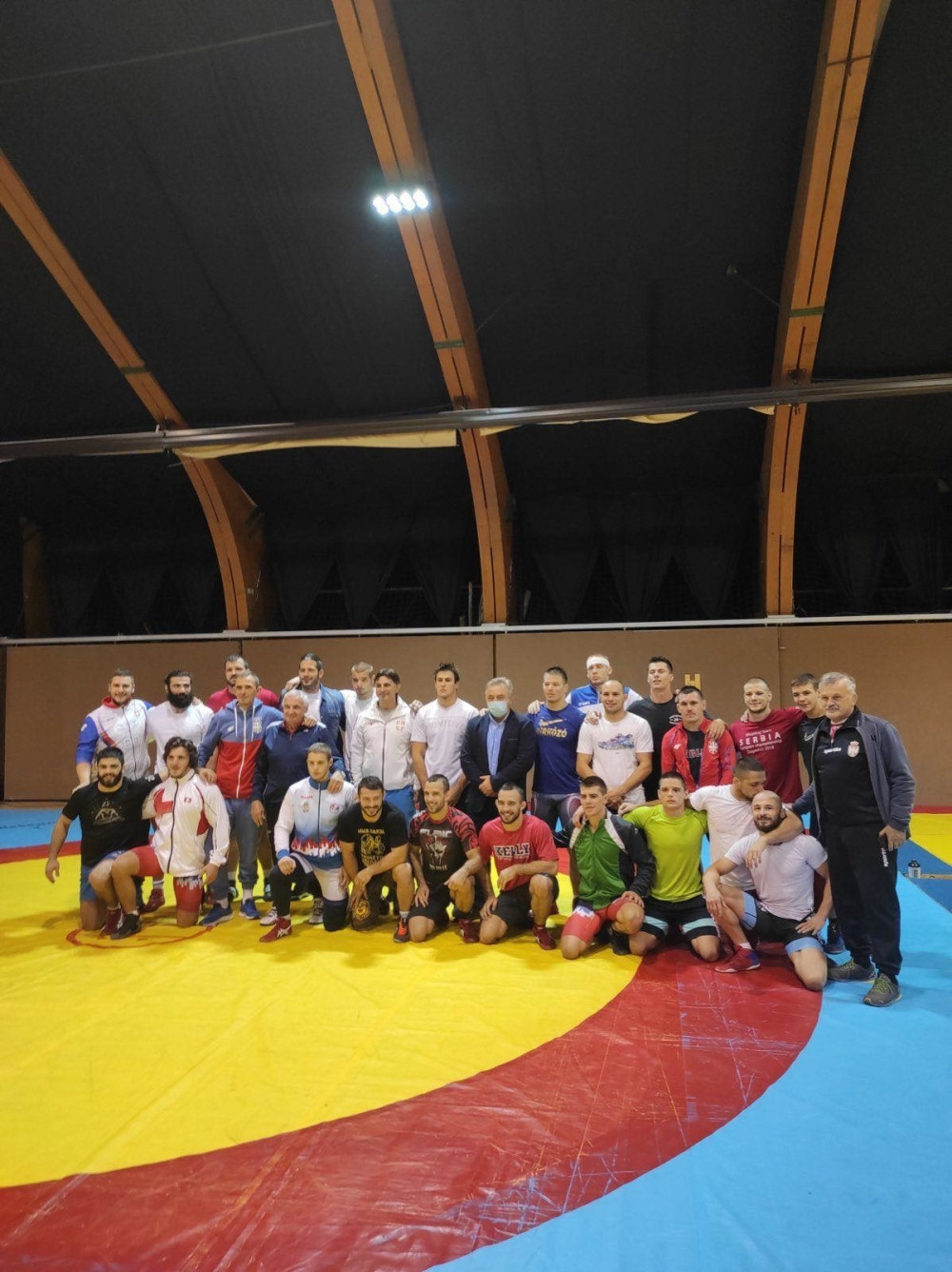 Ministar Udovičić posetio rvače na pripremama na Kopaoniku (VIDEO)