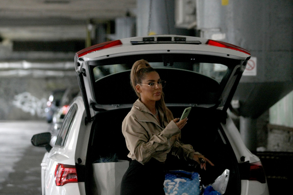 Marina Visković istopila Instagram vrelim golim fotkama, pa poručila šta joj najviše prija (VIDEO)