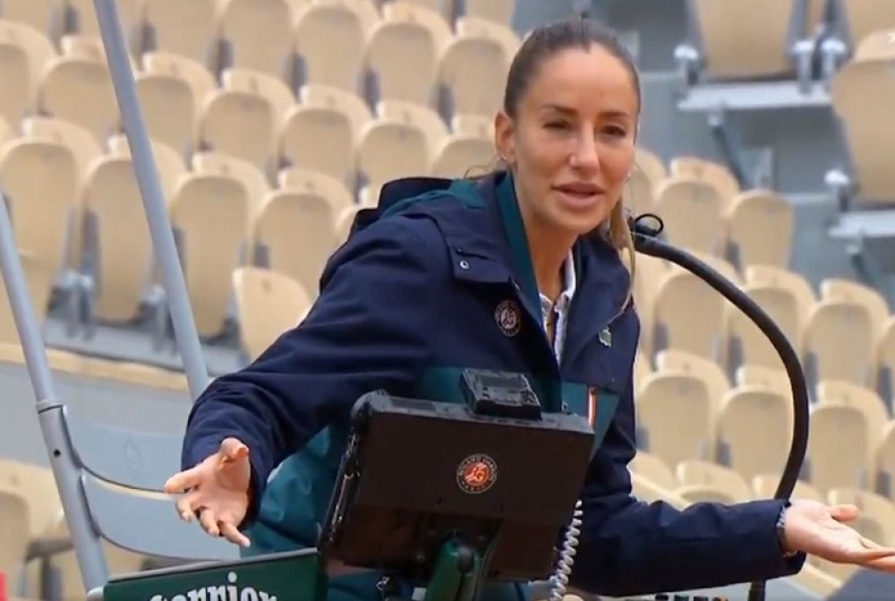 Da li je ovo bio pritisak ili flert u sred meča? Prosudite sami (VIDEO)