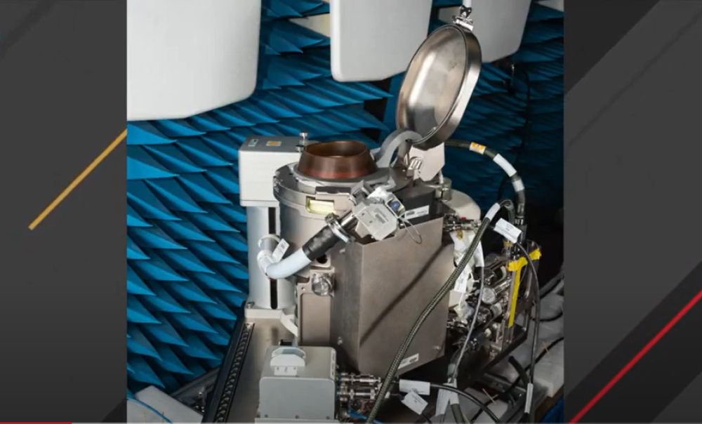 Nesvakidašnja vrednost se odnosi na čitav sistem "svemirskog toaleta" koji je izrađen od titanijuma