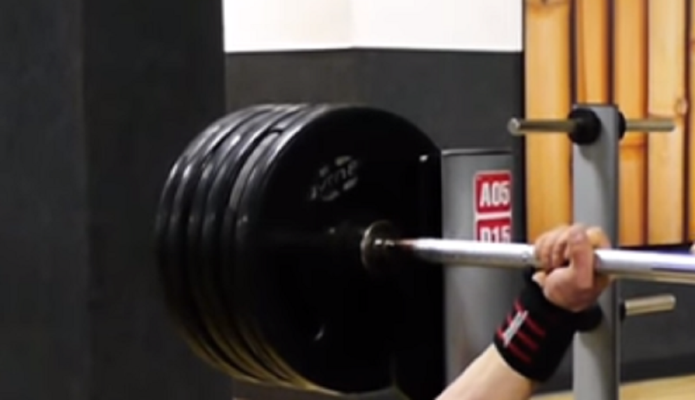 Dule Savić podigao 200 kg tegova!