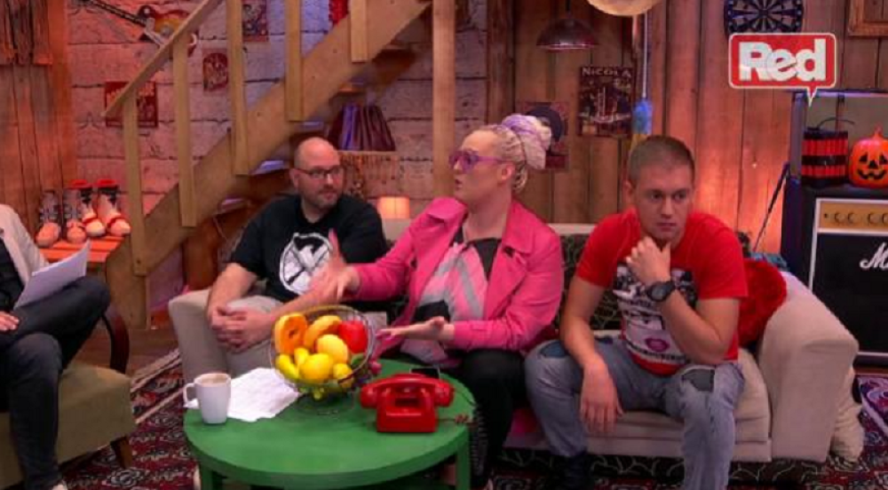 Kad se skine Kendal Džener TO JE UMETNOST, a kad se skinem ja to je DEGUTANTNO I VRIŠTI: Super Cveta otkrila predrasude sa kojima se suočava!