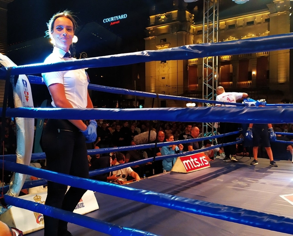 Lepota boksa: Svi su gledali u nju! (FOTO, GALERIJA)