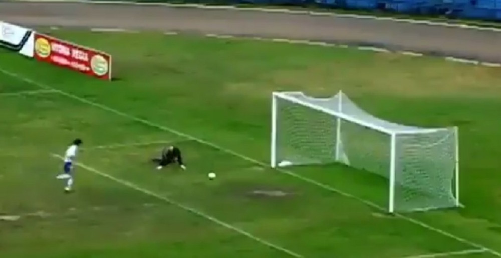 Šta uradi, crni igraču: Ovaj detalj sa utakmice nikada nećete zaboraviti (VIDEO)