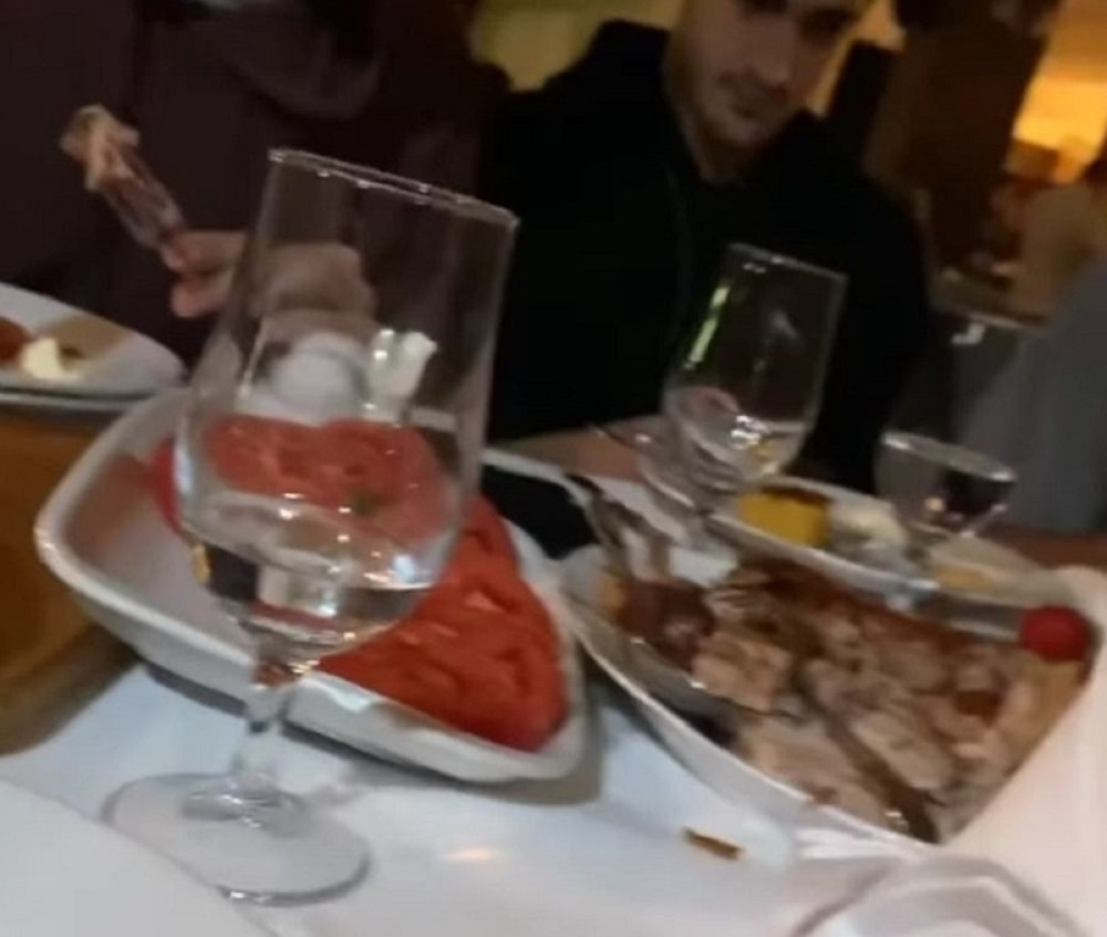 Pogledajte kako su se košarkaši Borca počastili nakon senzacionalnog trijumfa (FOTO)