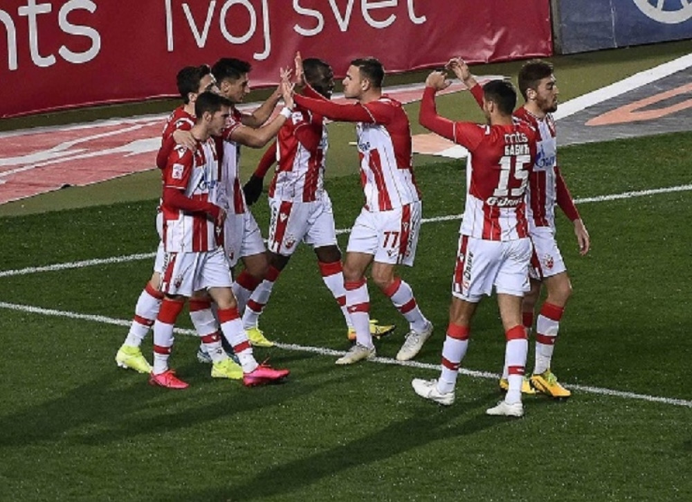 Nešto na šta "delije" nisu navikle i može li se u novu sezonu sa jednim levim bekom?