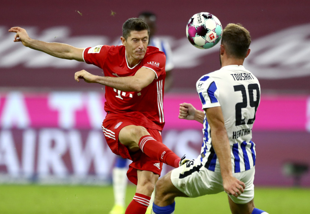 Nestvarni Levandovski postigao četiri gola u nestvarnoj utakmici i pobedi Bajerna