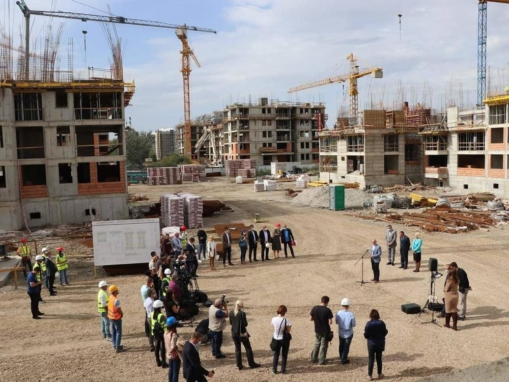 Vučević: Stambeni blok za snage bezbednosti u Jugovićevu biće jedan od najlepših delova Novog Sada