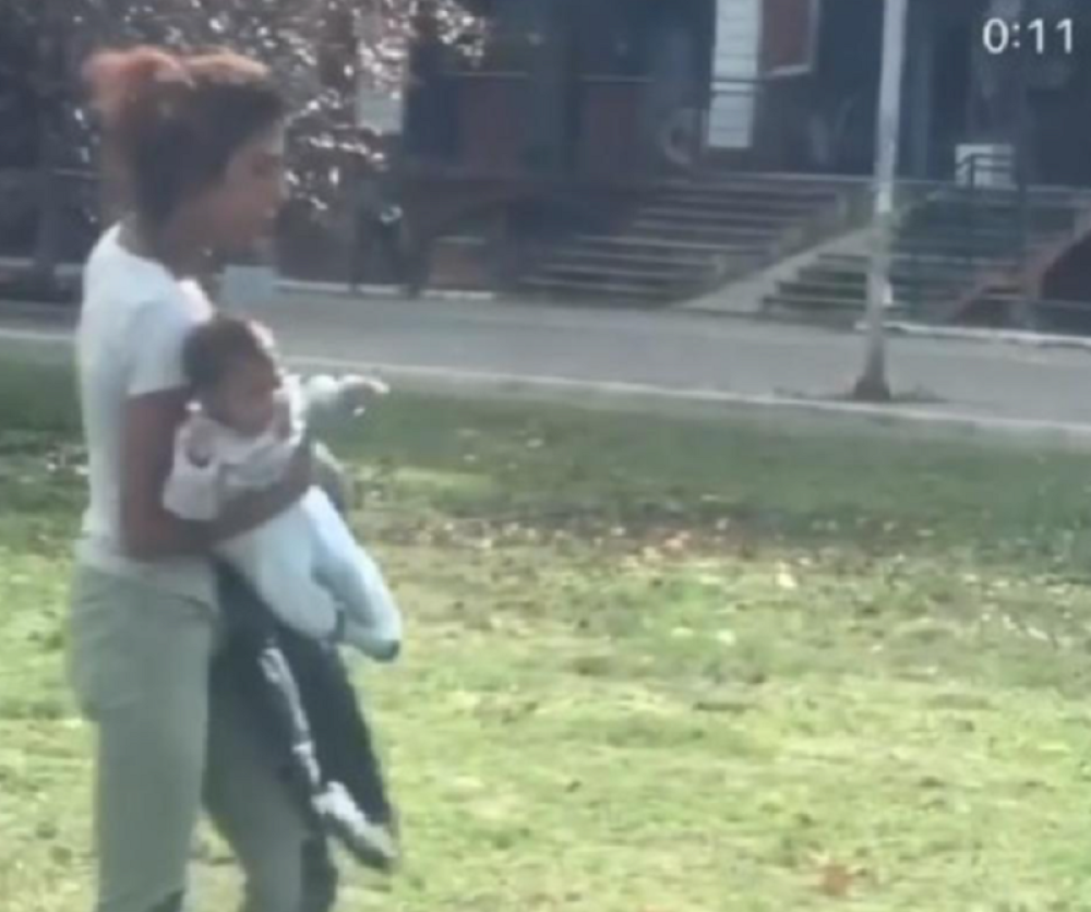 Majka monstrum koja je maltretirala bebu, šokirala na sudu! Vadi se na muža