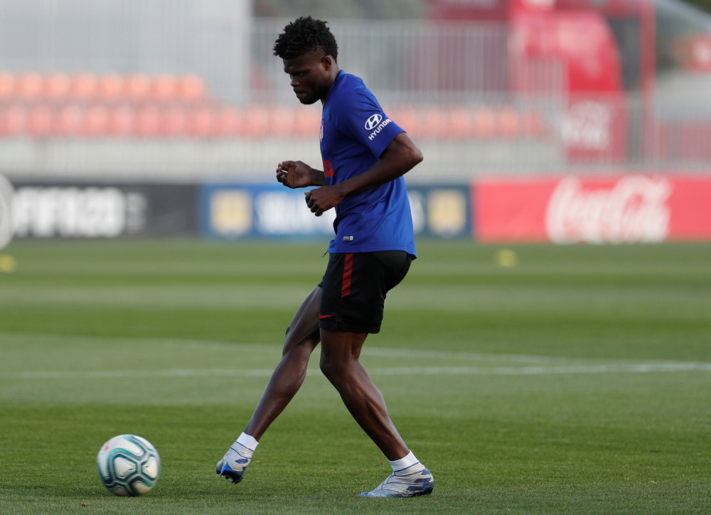 Novi igrač Arsenala leti prema Londonu!