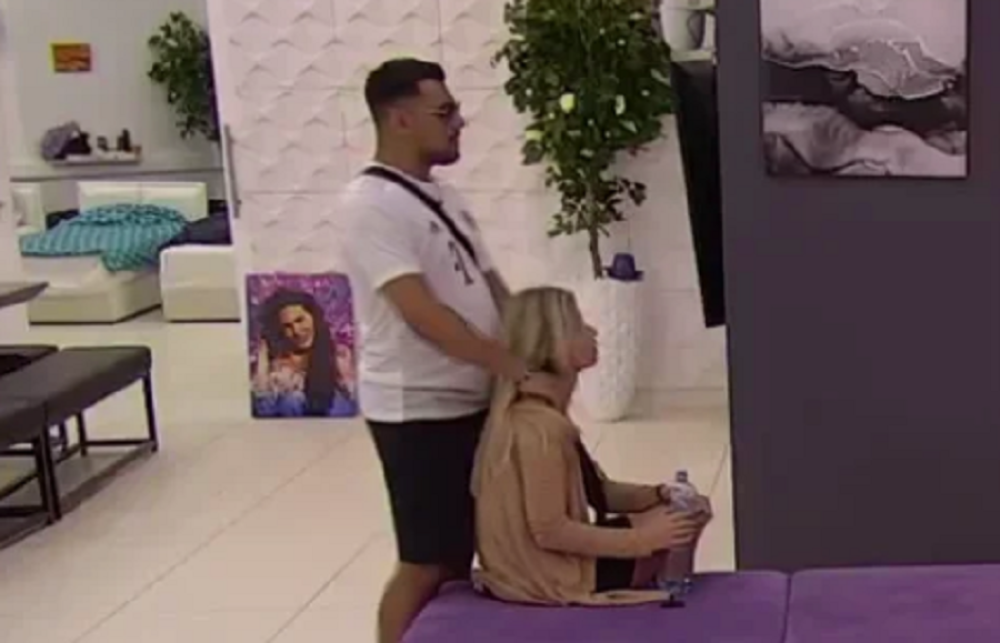 Sve u inat Milici? Bora Santana sočno poljubio Draganu! (VIDEO)