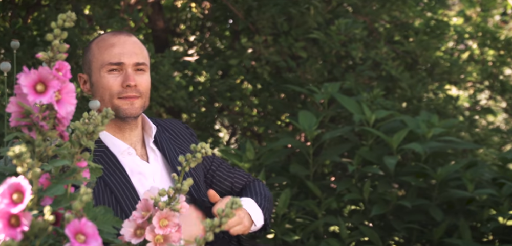 Aleksandar Sofronijević otkrio koju bi pevačicu oženio!