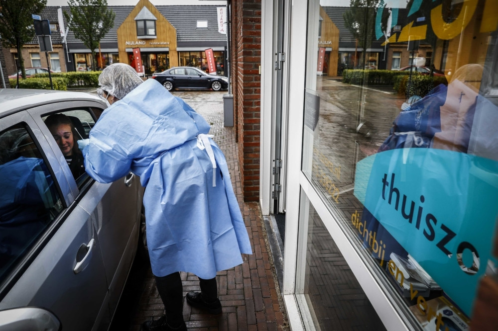 U Holandiji je potvrdjeno 162.000 smrtnih slučajeva,a ovakvo povećanje stope smrtnosti nije zabeleženo još od Drugog svetskog rata