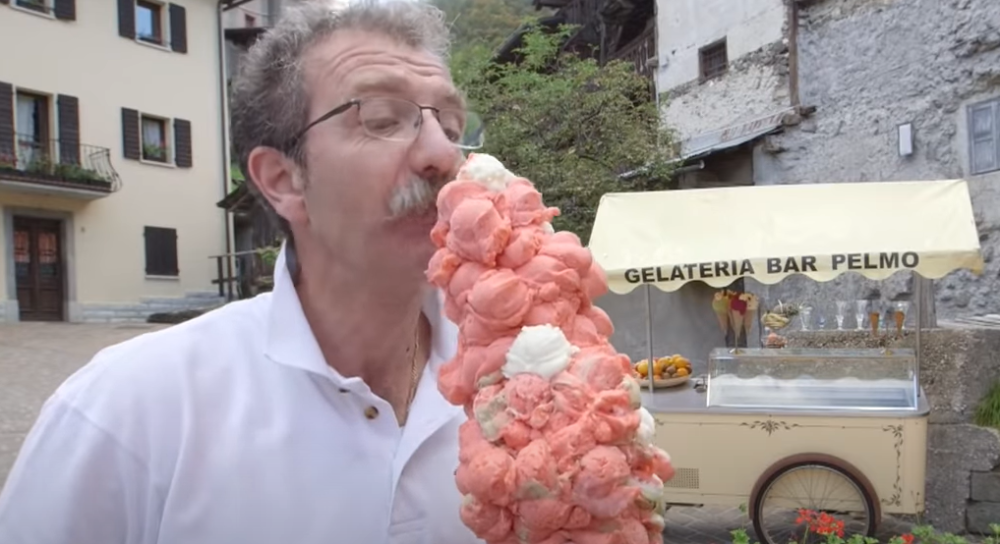 Italijan složio sladoled od 125 kugli i postavio rekord
