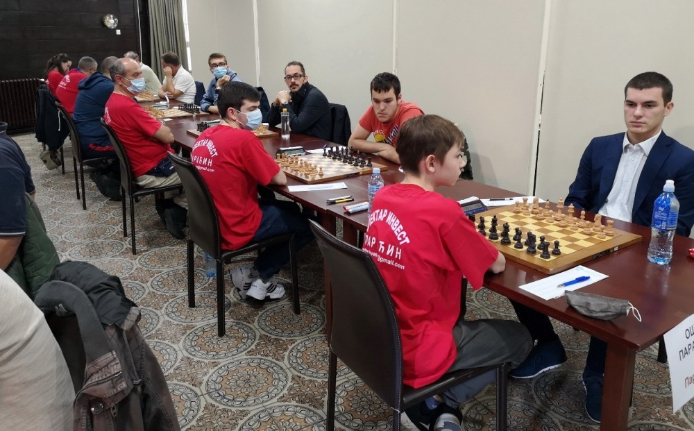 Kakav spektakl u Drini, to mogu samo šahisti!