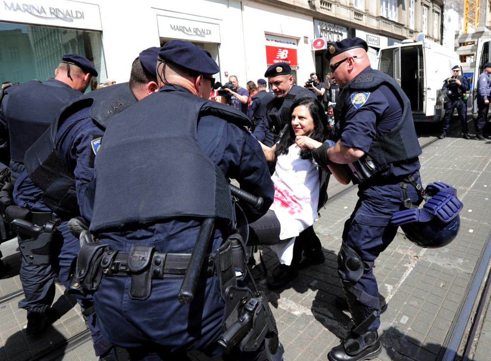 Hrvatska policija napravila haos, jedva spasili žive glave!