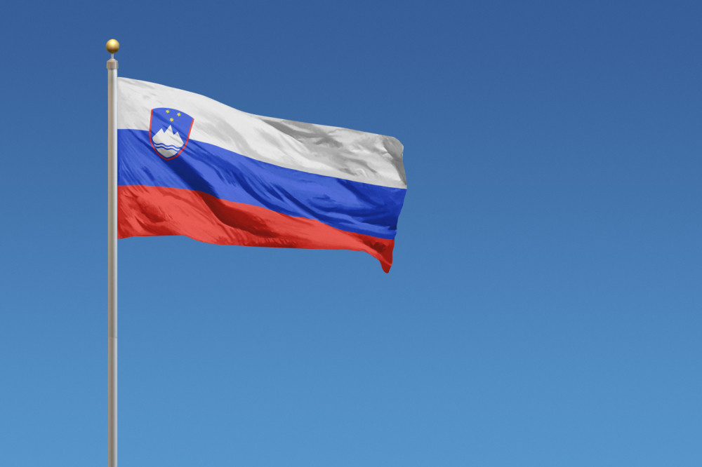 Slovenija od danas uvodi karantin