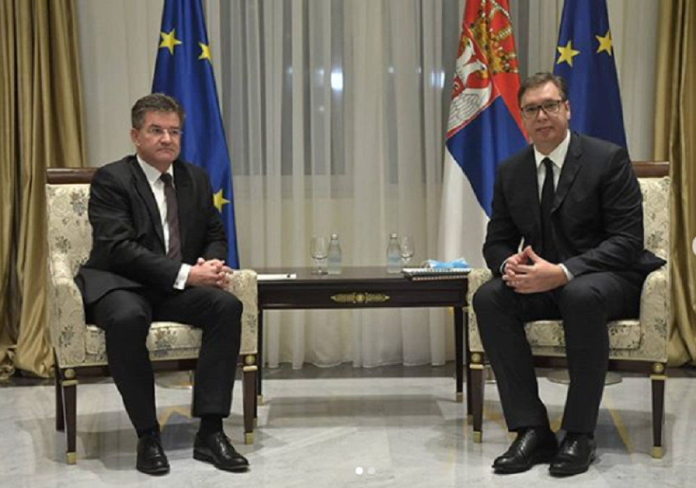 Vučić se sastao sa Lajčakom