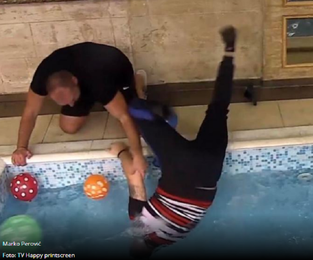 Marko Perović  se survao na glavu, pomoć stiže sa svih strana!(FOTO)