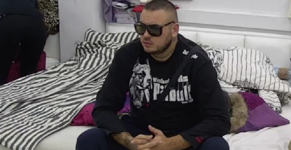 Kada nema žena može i muškarac! (VIDEO)