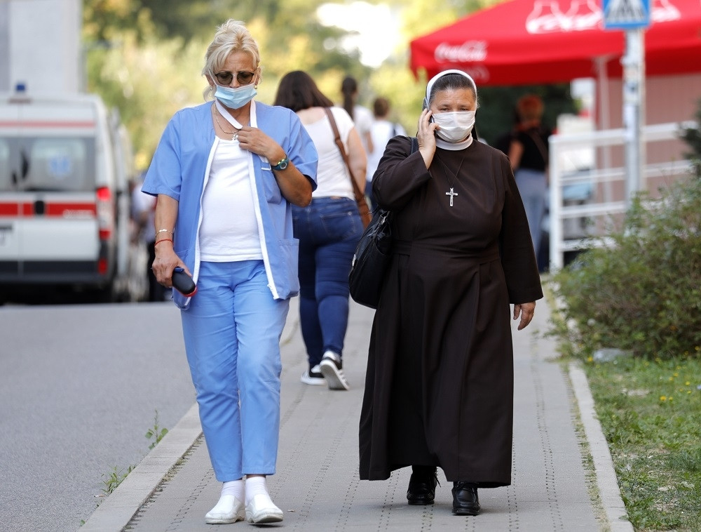 Hrvatsku čeka pakao korone, totalno rasulo kod komšija