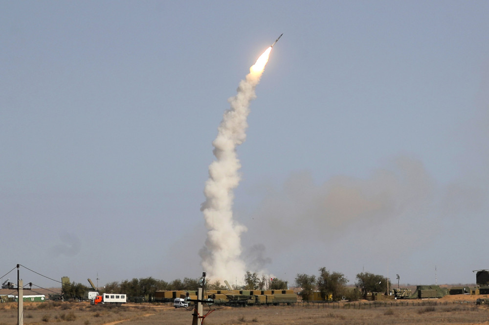 Uspešno testiran S-400 "Trijumf" na Uralu! (FOTO)