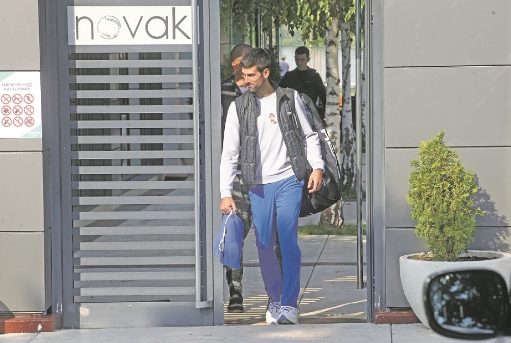 Kralj, a sam svoj majstor