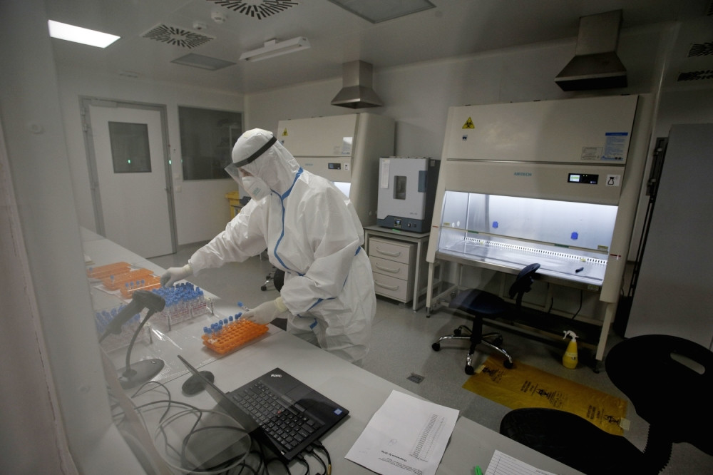 Slovenski ministar pozitivan na COVID-19