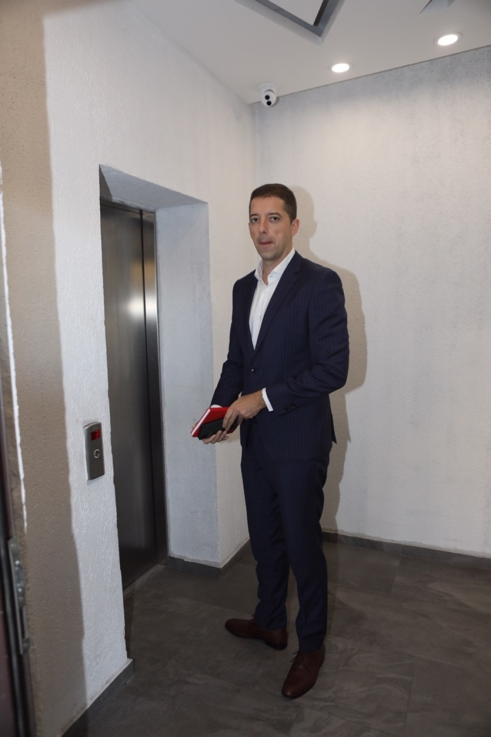 Oglasio se Đurić iz Vašingtona