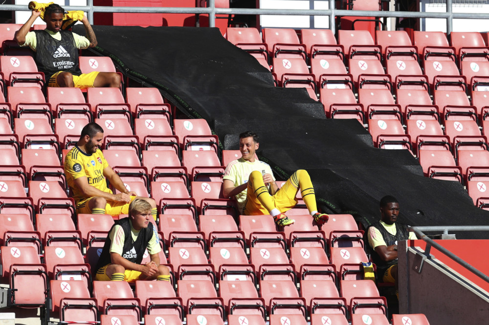 Zvezda se oglasila i objasnila zašto je ćutala do sada, a onda je krenula lavina reči