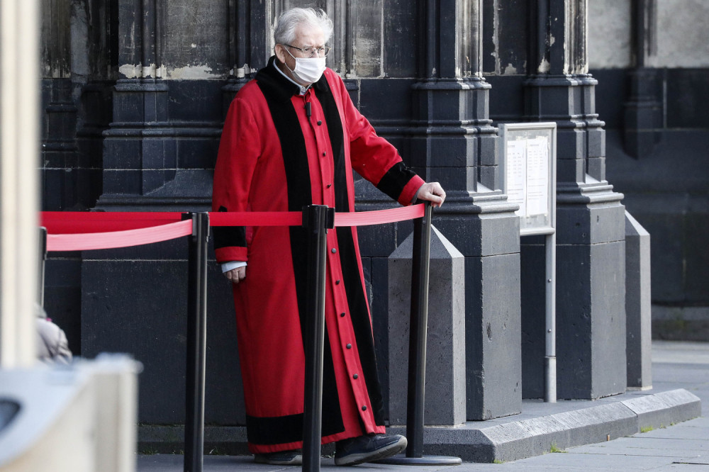 Ovi penzioneri su pobedili COVID-19, jedna od njih je i baka stara jedan vek