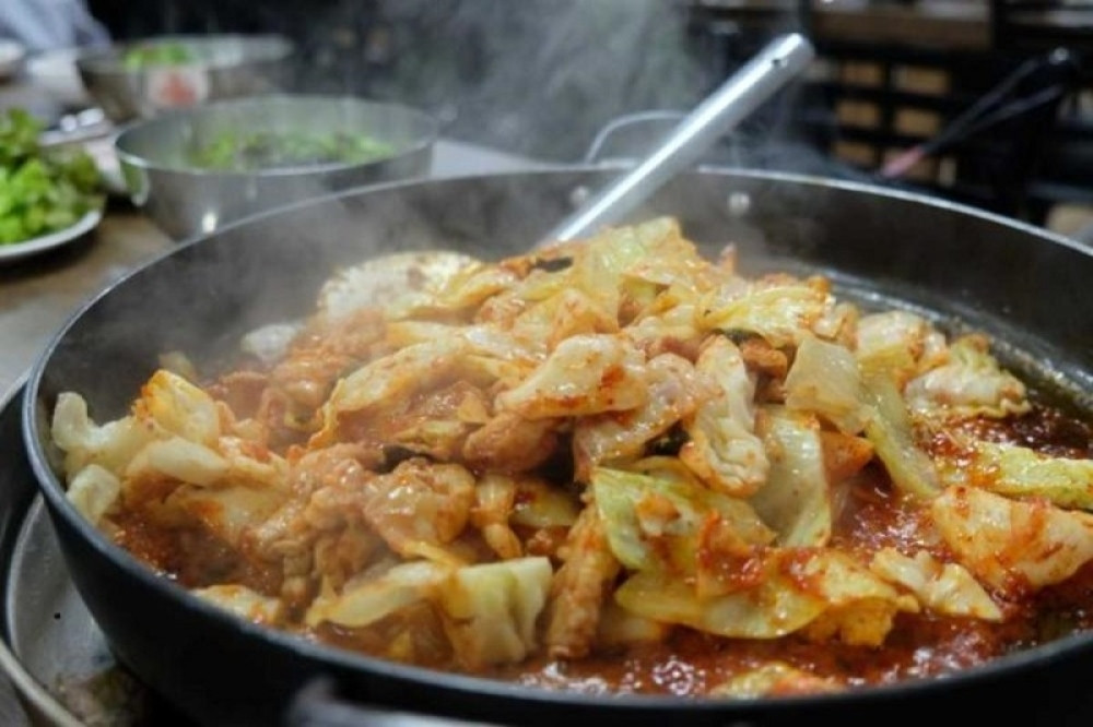 Piletina s lukom, nestvarno ukusna, kao u najboljem pariskom restoranu