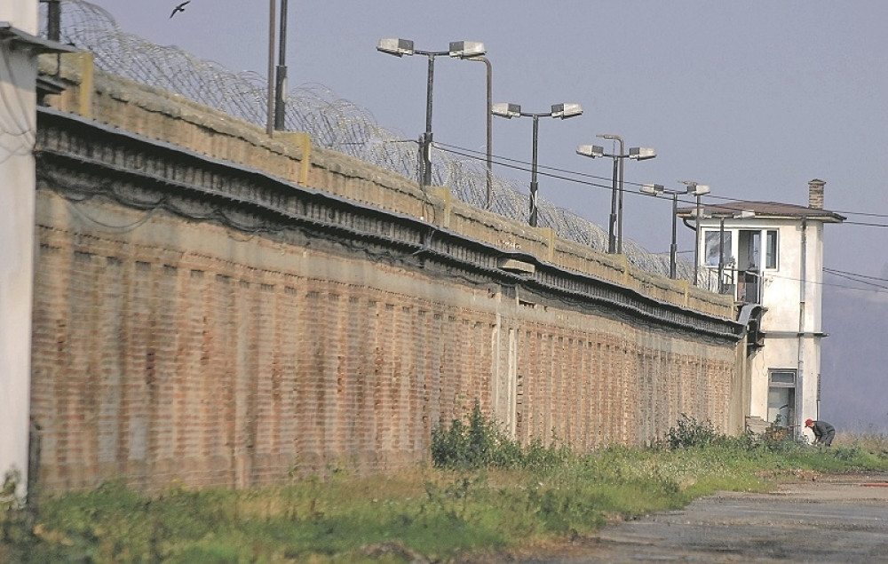 Robijaši napravili kanap od čaršava, čuvari ostali u šoku!