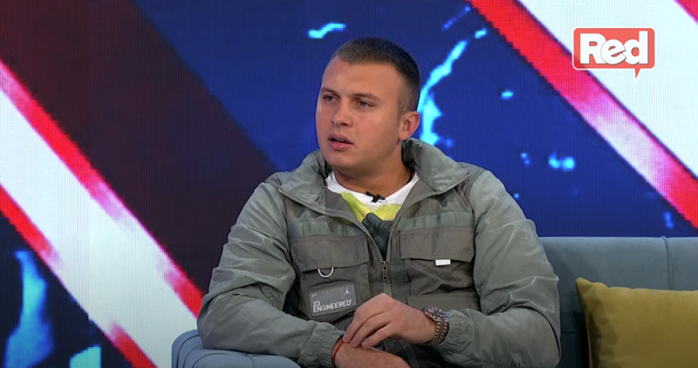 Oglasio se Stefan Karić, pa isprozivao ovog zadrugara, gore društvene mreže! (FOTO/VIDEO)