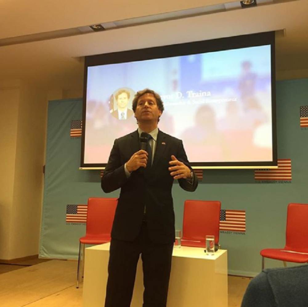 Trevor Traina stao na stranu predsednika SAD-a