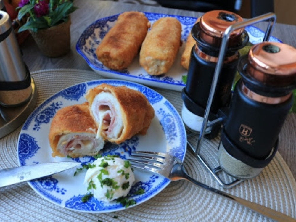 Savršena karađorđeva šnicla u vašem tanjiru - jednostavno do sočnog i slasnog ukusa!