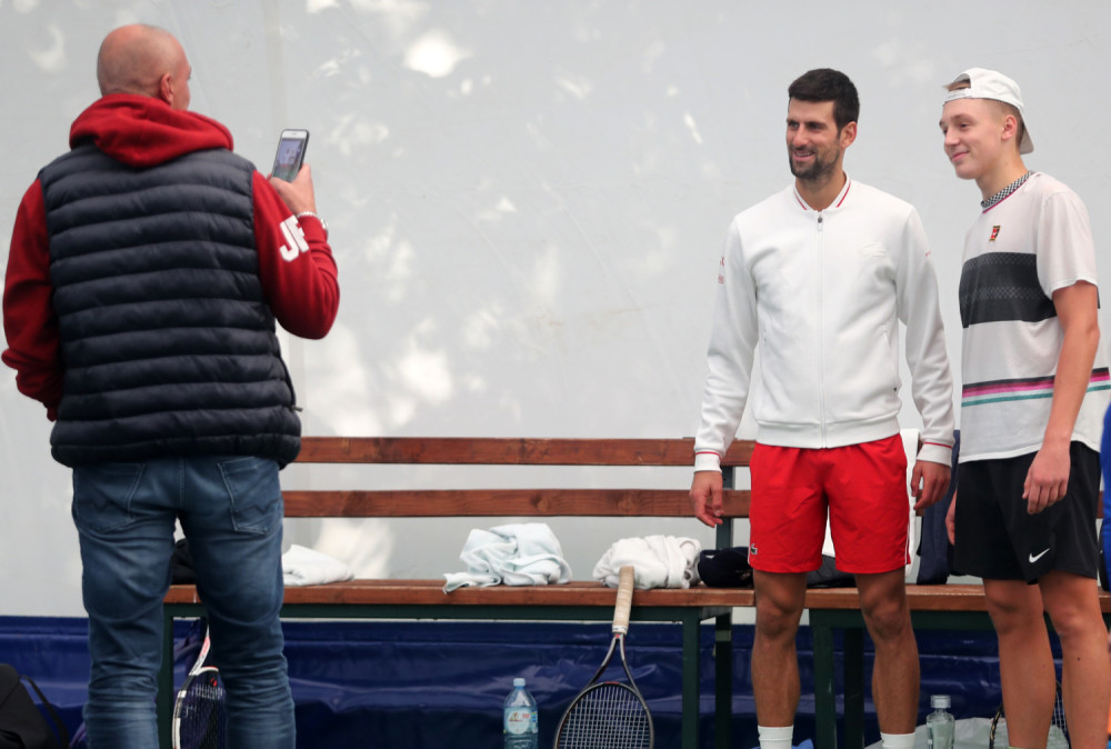 Ovakvog Novaka još niste videli, ono što drži u ruci će vas frapirati