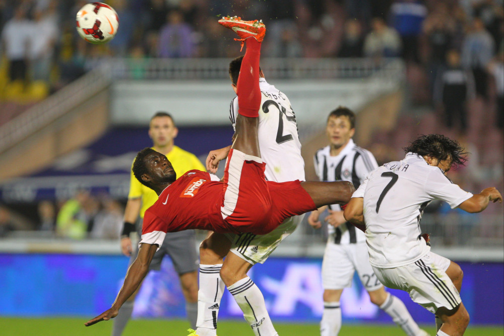 Bivši igrač Zvezde majageri potezom umalo otkinuo glavu rivalu, a posle krenuo i da se bije (VIDEO)