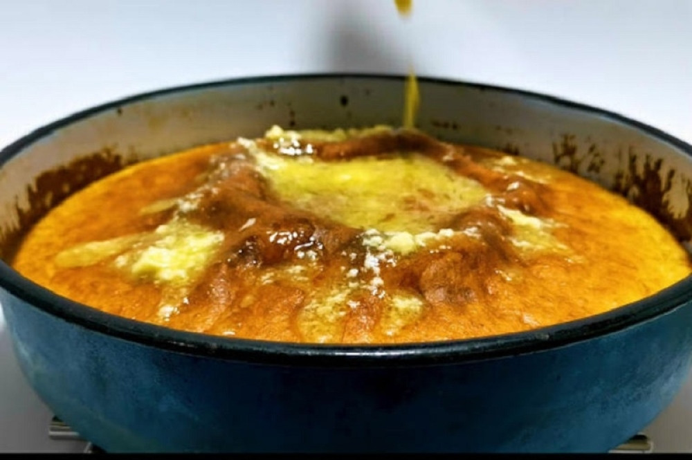 Gibanica od kukuruznog brašna, prelivena kajmakom, čisto zadovoljstvo za telo i dušu!